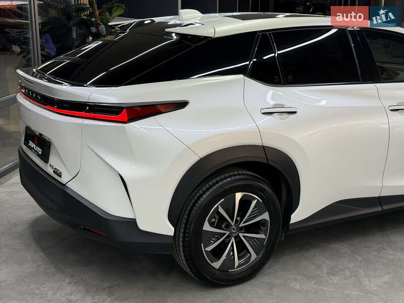 Внедорожник / Кроссовер Lexus RZ 2023 в Одессе фото 16 Внедорожник / Кроссовер Lexus RZ 2023 в Одессе