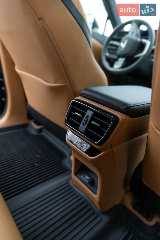 Позашляховик / Кросовер Lexus RZ 2024 в Чернівцях фото 37 Позашляховик / Кросовер Lexus RZ 2024 в Чернівцях