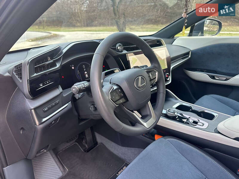 Внедорожник / Кроссовер Lexus RZ 2023 в Днепре