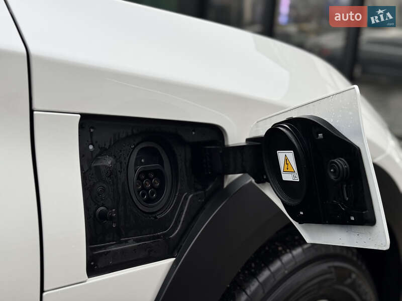 Внедорожник / Кроссовер Lexus RZ 2023 в Киеве фото 34 Внедорожник / Кроссовер Lexus RZ 2023 в Киеве