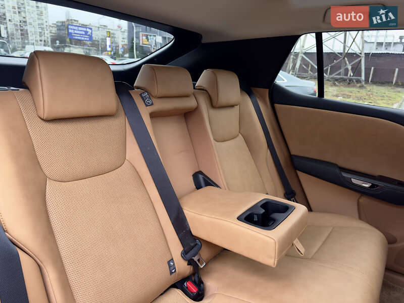 Внедорожник / Кроссовер Lexus RZ 2023 в Киеве фото 51 Внедорожник / Кроссовер Lexus RZ 2023 в Киеве