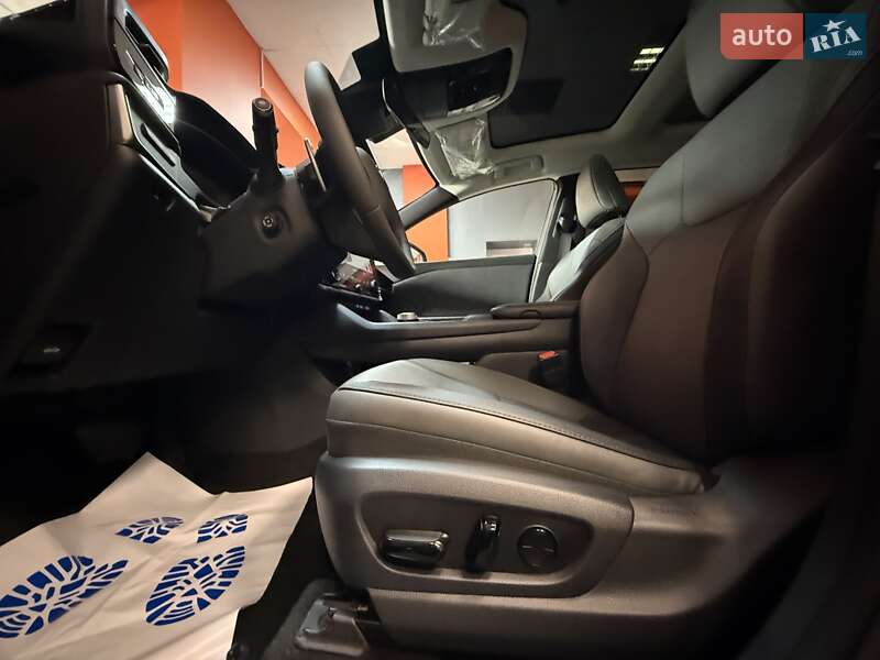 Внедорожник / Кроссовер Lexus RZ 2024 в Харькове