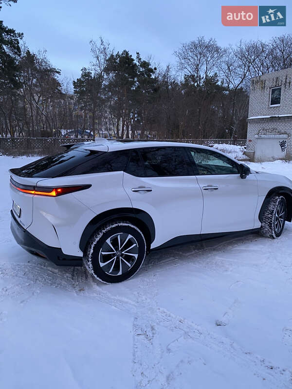 Позашляховик / Кросовер Lexus RZ 2024 в Києві