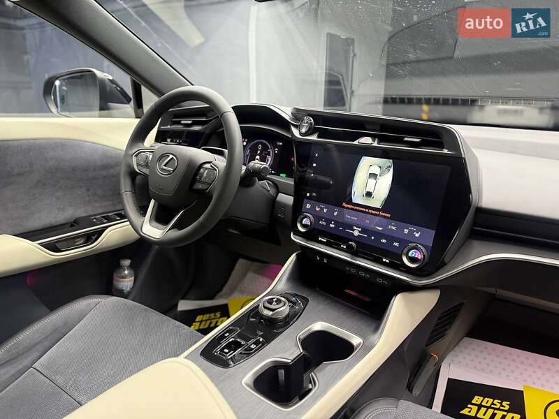 Внедорожник / Кроссовер Lexus RZ 2024 в Черновцах