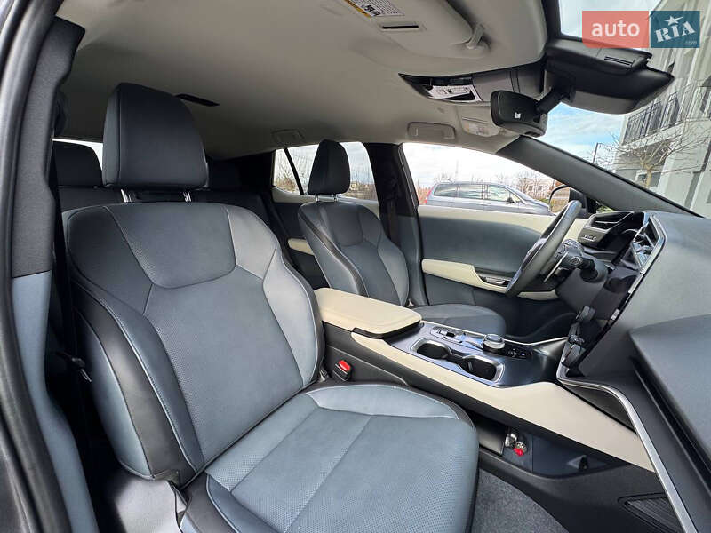 Позашляховик / Кросовер Lexus RZ 2024 в Стрию