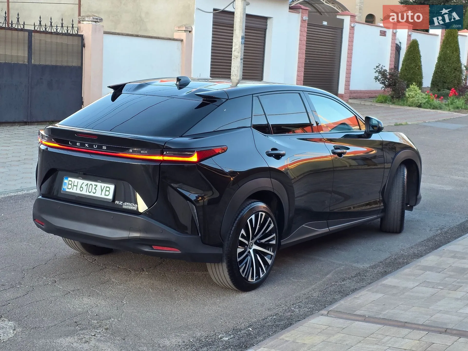 2023 Lexus RZ - мініатюра 8