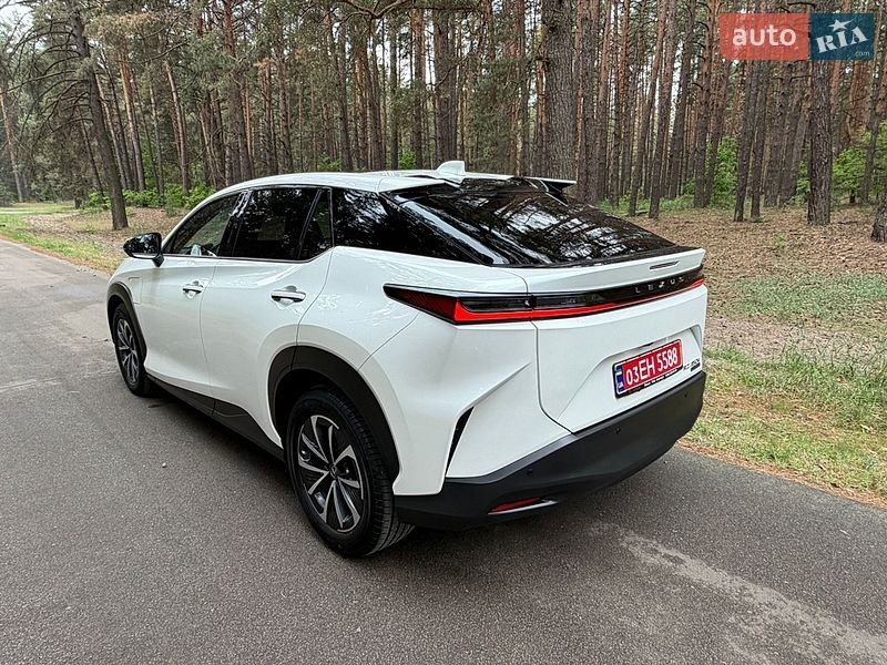 Внедорожник / Кроссовер Lexus RZ 2024 в Киеве