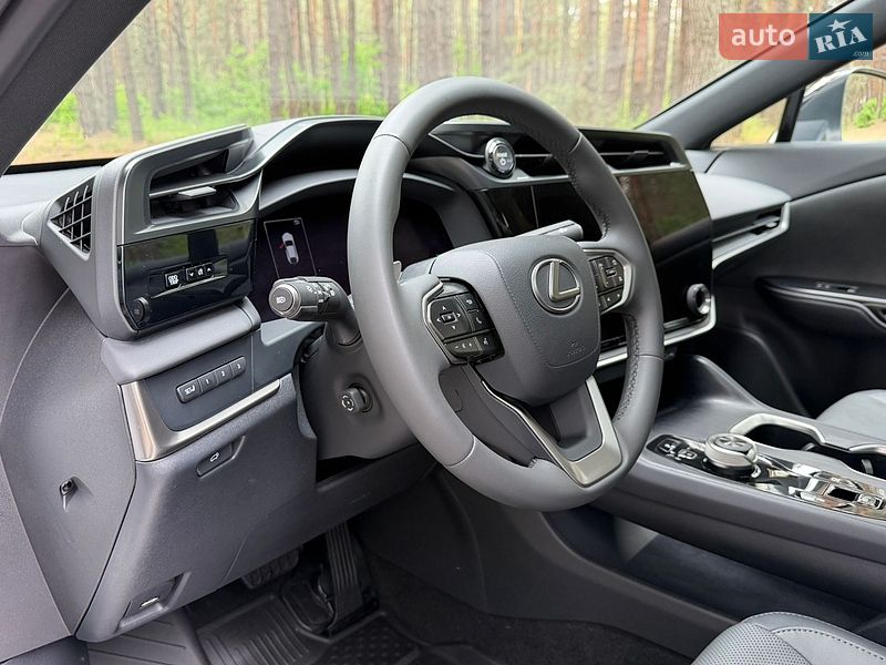 Внедорожник / Кроссовер Lexus RZ 2024 в Киеве