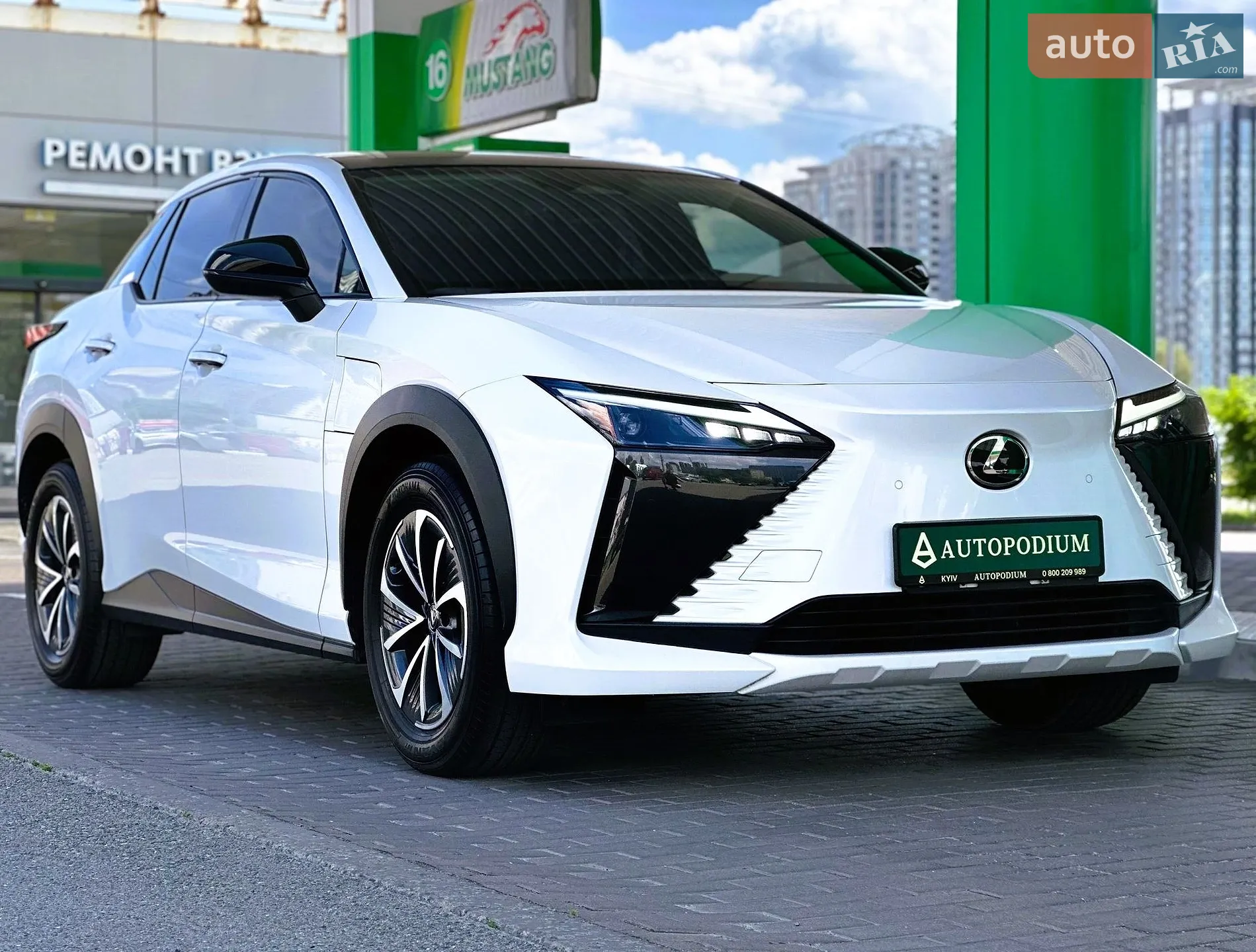 2023 Lexus RZ - мініатюра 3