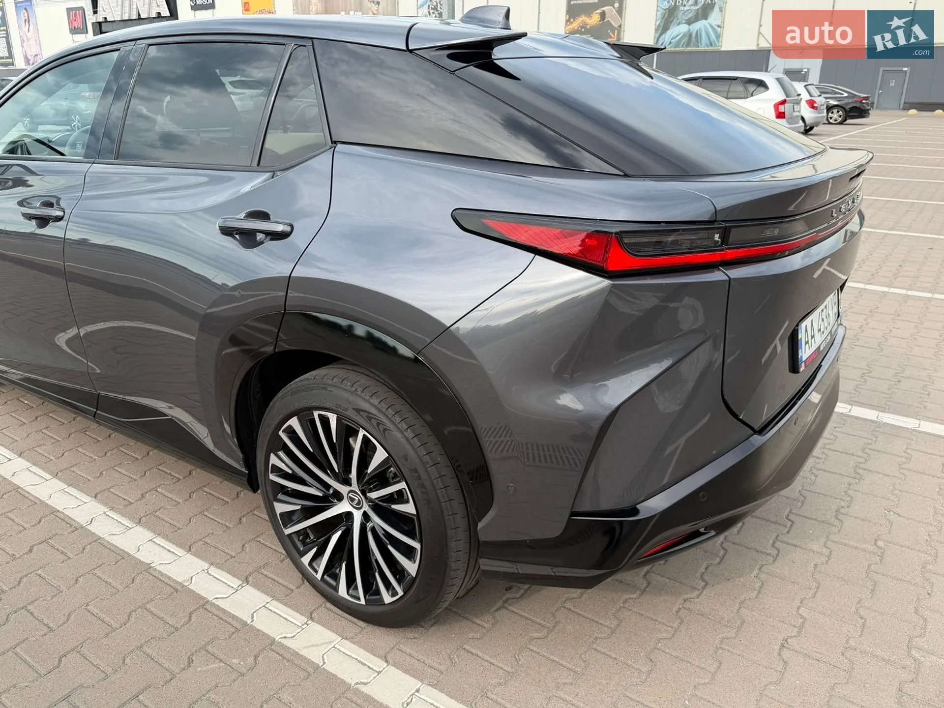 2023 Lexus RZ - мініатюра 7