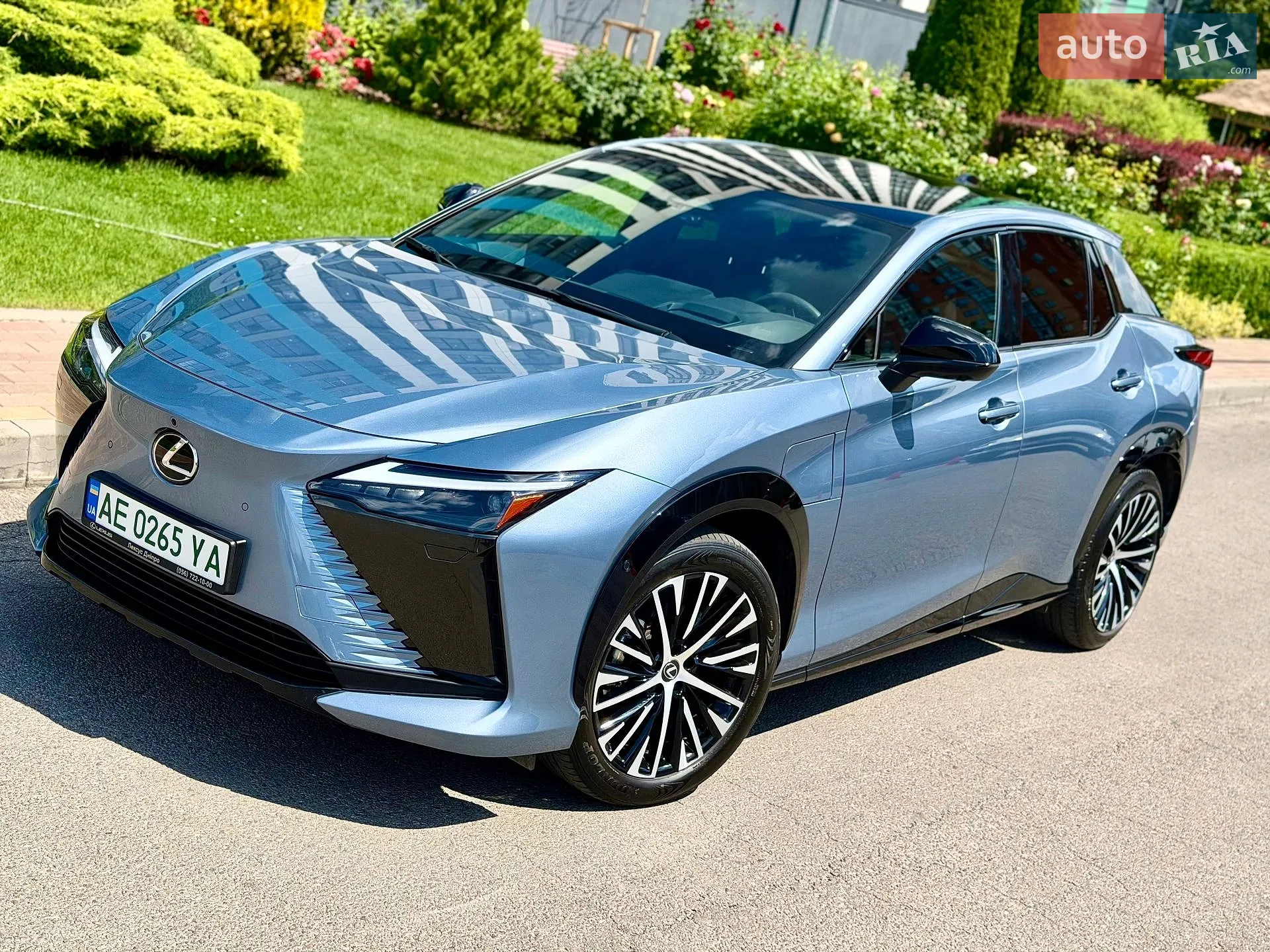 2023 Lexus RZ - мініатюра 2