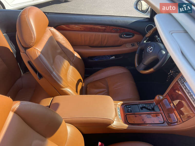 Кабриолет Lexus SC 2001 в Киеве