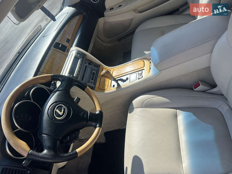 Кабриолет Lexus SC 2004 в Житомире