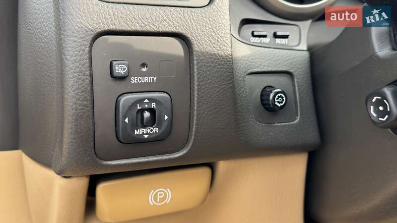 Кабриолет Lexus SC 2010 в Киеве фото 48 Кабриолет Lexus SC 2010 в Киеве