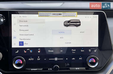Внедорожник / Кроссовер Lexus TX 2024 в Киеве