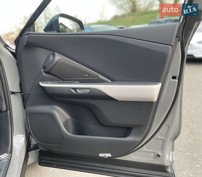 Внедорожник / Кроссовер Lexus TX 2024 в Киеве