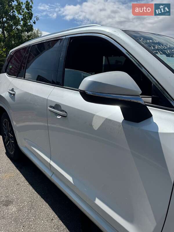 Внедорожник / Кроссовер Lexus TX 2024 в Черновцах