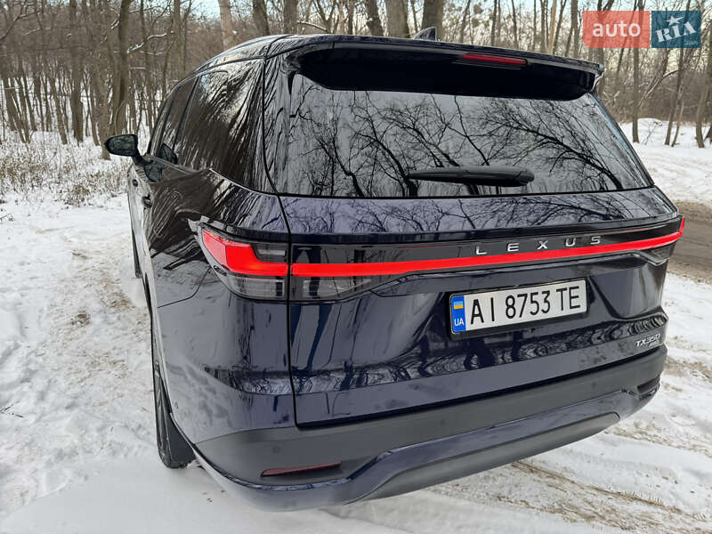 Позашляховик / Кросовер Lexus TX 2024 в Києві