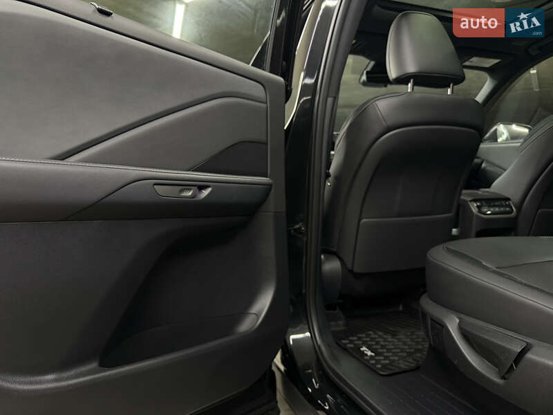 Позашляховик / Кросовер Lexus TX 2024 в Одесі