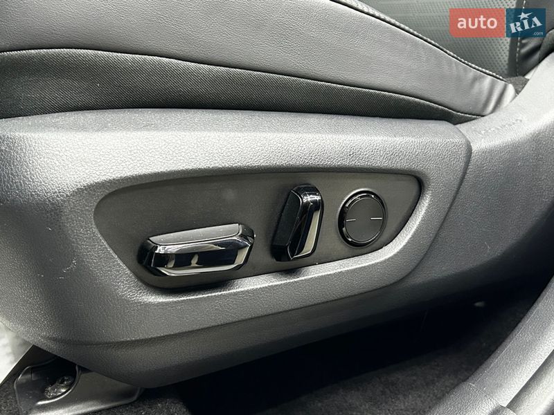 Внедорожник / Кроссовер Lexus TX 2024 в Черновцах