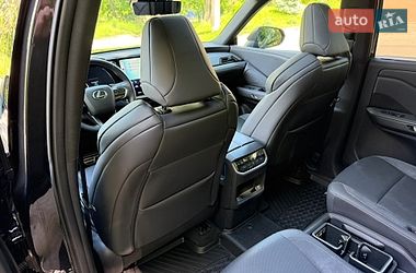 Внедорожник / Кроссовер Lexus TX 2024 в Киеве