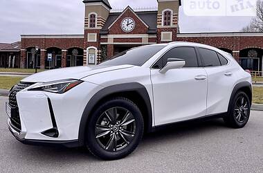 Внедорожник / Кроссовер Lexus UX 2019 в Киеве