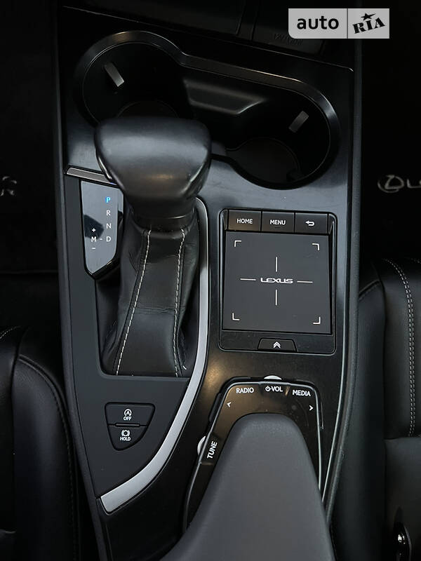 Внедорожник / Кроссовер Lexus UX 2019 в Одессе