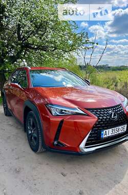 Внедорожник / Кроссовер Lexus UX 2018 в Киеве