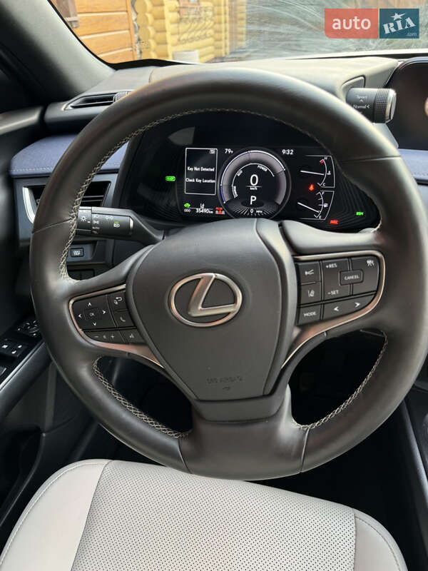 Внедорожник / Кроссовер Lexus UX 2020 в Ахтырке