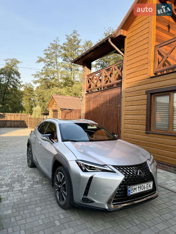 Внедорожник / Кроссовер Lexus UX 2020 в Ахтырке