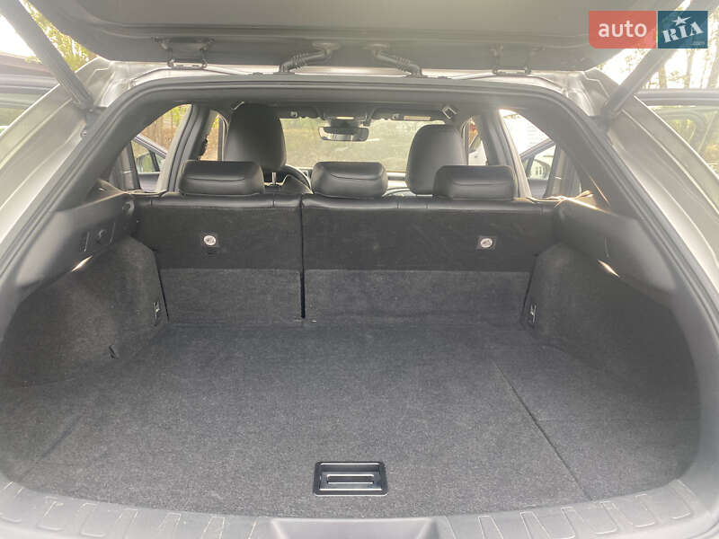 Позашляховик / Кросовер Lexus UX 2019 в Києві