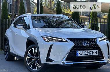 Внедорожник / Кроссовер Lexus UX 2020 в Киеве