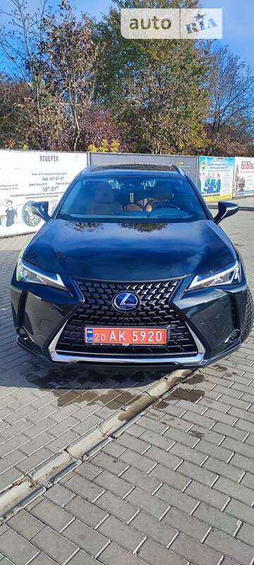 Внедорожник / Кроссовер Lexus UX 2020 в Каменец-Подольском