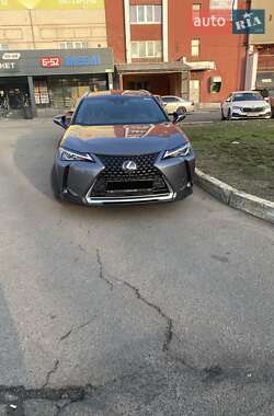 Позашляховик / Кросовер Lexus UX 2021 в 