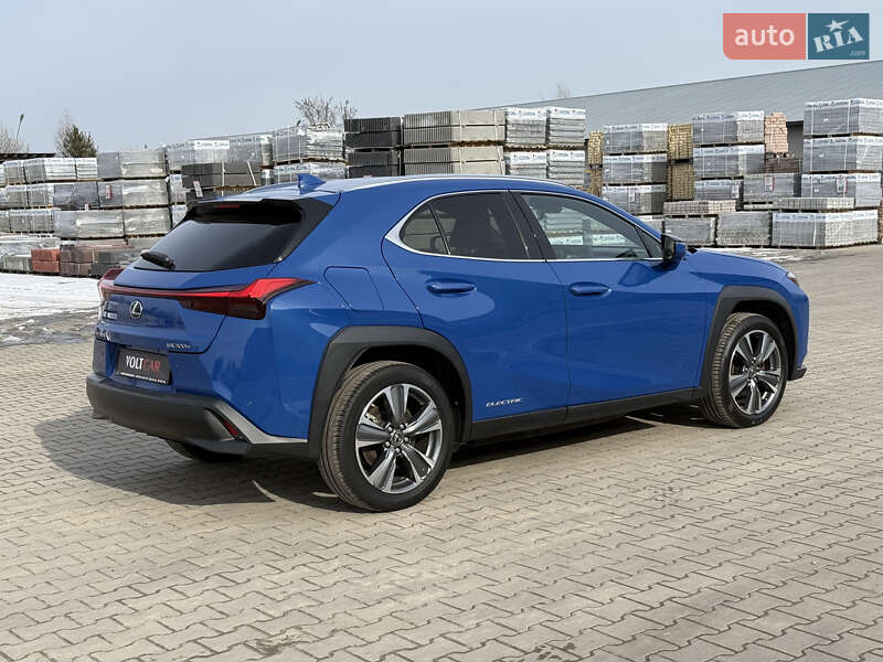 Внедорожник / Кроссовер Lexus UX 2020 в Владимире