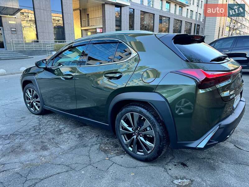 Внедорожник / Кроссовер Lexus UX 2022 в Киеве