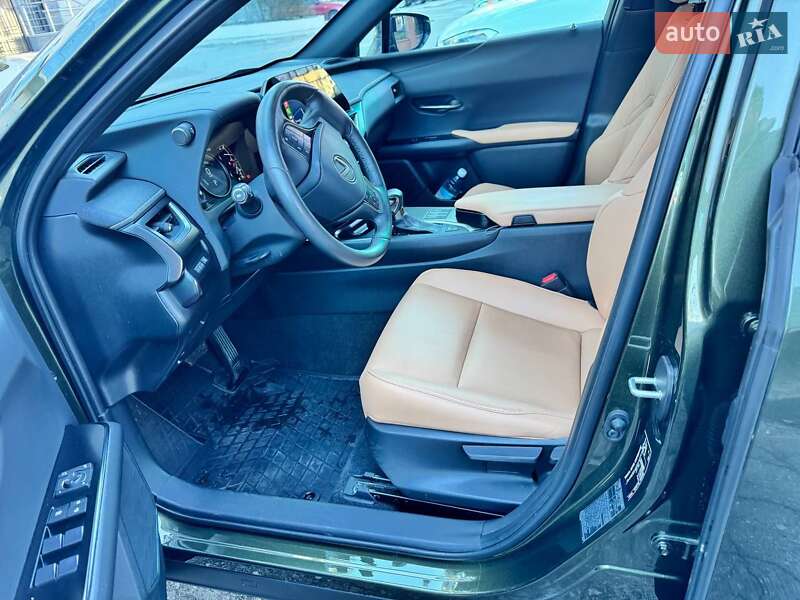 Внедорожник / Кроссовер Lexus UX 2022 в Киеве