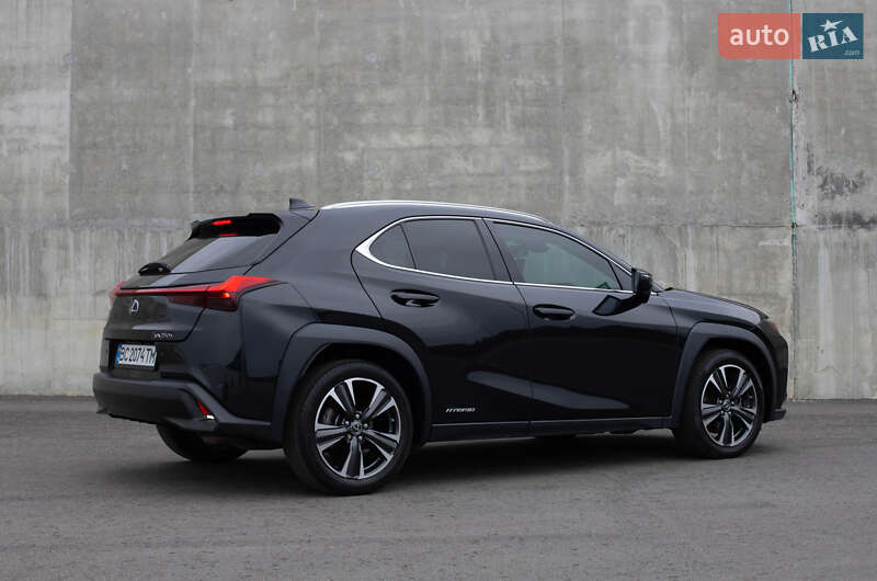 Позашляховик / Кросовер Lexus UX 2019 в Львові