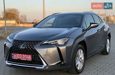 Внедорожник / Кроссовер Lexus UX 2020 в 