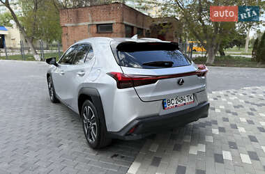 Внедорожник / Кроссовер Lexus UX 2020 в 