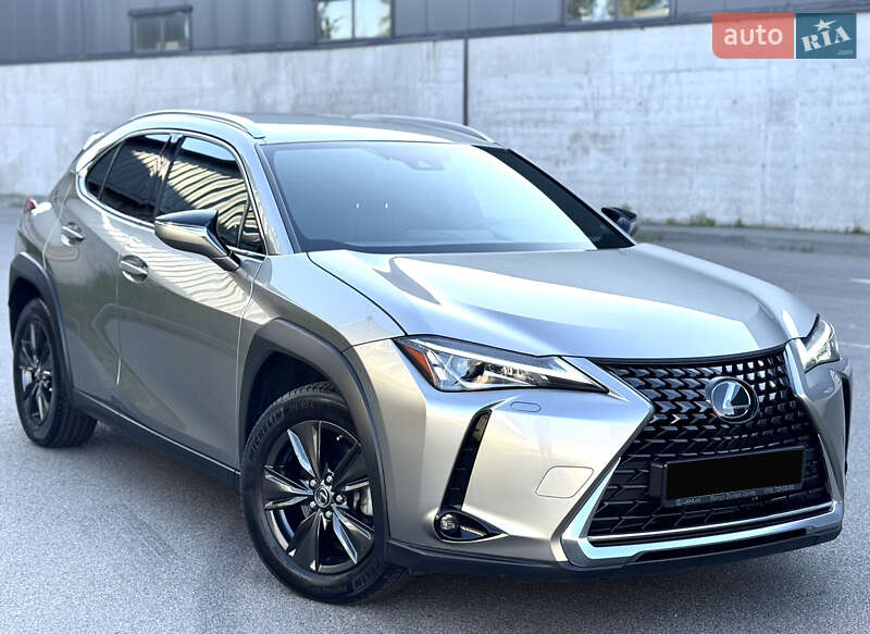 Внедорожник / Кроссовер Lexus UX 2019 в 