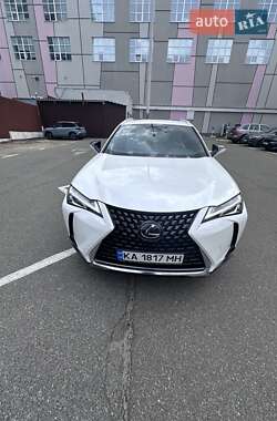Внедорожник / Кроссовер Lexus UX 2019 в Киеве