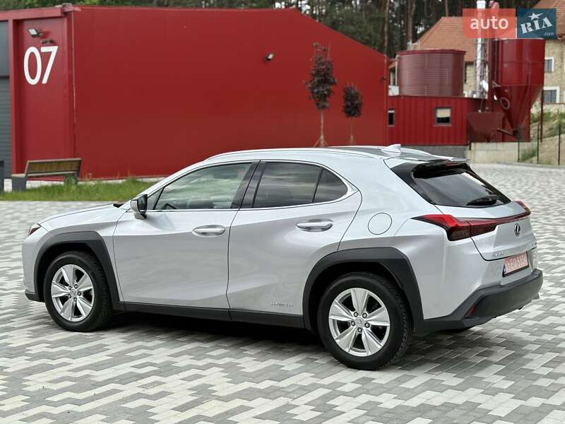 Позашляховик / Кросовер Lexus UX 2020 в Львові фото 8 Позашляховик / Кросовер Lexus UX 2020 в Львові