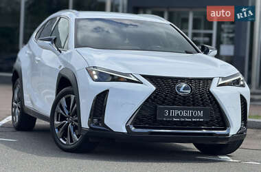 Внедорожник / Кроссовер Lexus UX 2022 в 