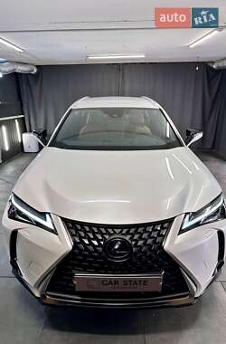 Внедорожник / Кроссовер Lexus UX 2019 в Киеве