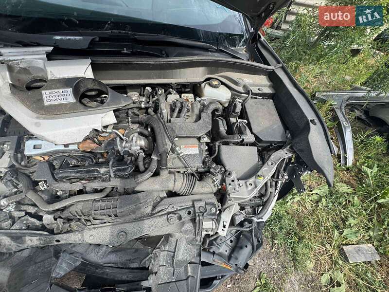 Позашляховик / Кросовер Lexus UX 2018 в Одесі фото 6 Позашляховик / Кросовер Lexus UX 2018 в Одесі