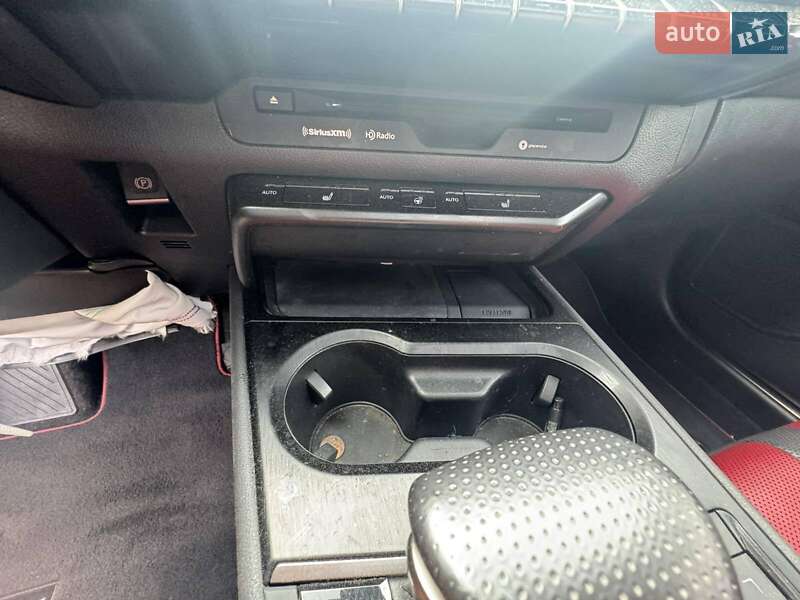 Позашляховик / Кросовер Lexus UX 2018 в Одесі фото 24 Позашляховик / Кросовер Lexus UX 2018 в Одесі