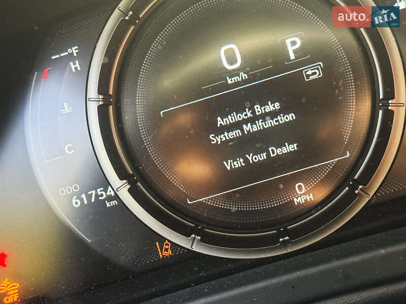 Позашляховик / Кросовер Lexus UX 2018 в Одесі фото 30 Позашляховик / Кросовер Lexus UX 2018 в Одесі