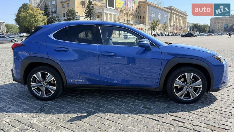 Внедорожник / Кроссовер Lexus UX 2020 в Харькове