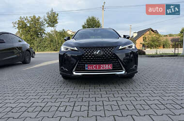 Позашляховик / Кросовер Lexus UX 2020 в 